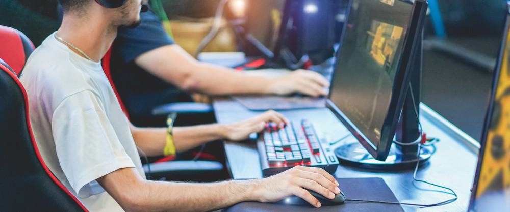 How to Make Online Games on Windows